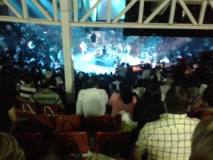 Konzert der Tigres de Norte - dafür hatten wir Karten gekauft. Um 0.45 Uhr begann da Konzert  nach den Hähnenkämpfen - noch so etwas Tierpolitisch-unkorrektes